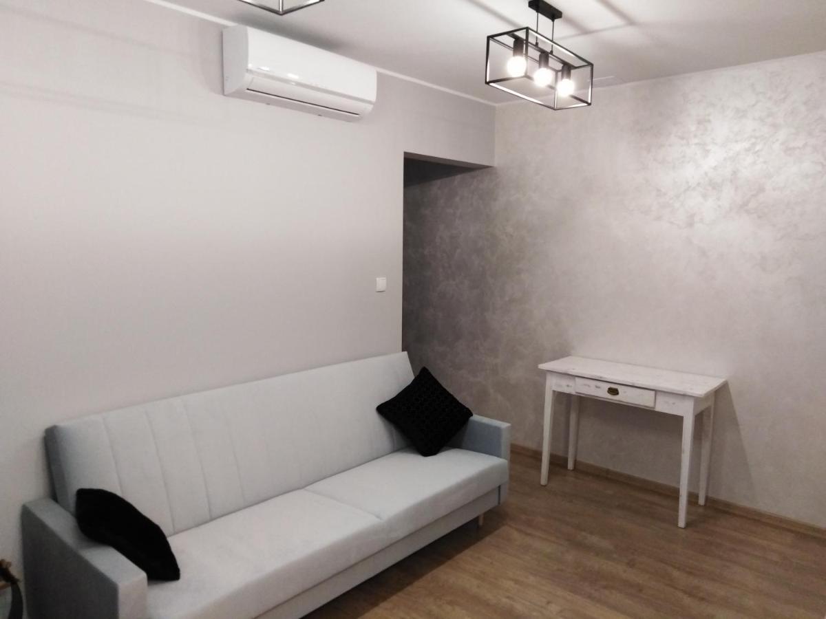 Apartament Joanna Sanok Exterior photo